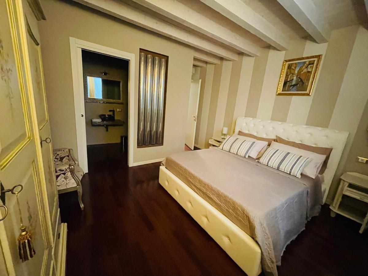 Desehouse Apartment Desenzano del Garda Exterior photo